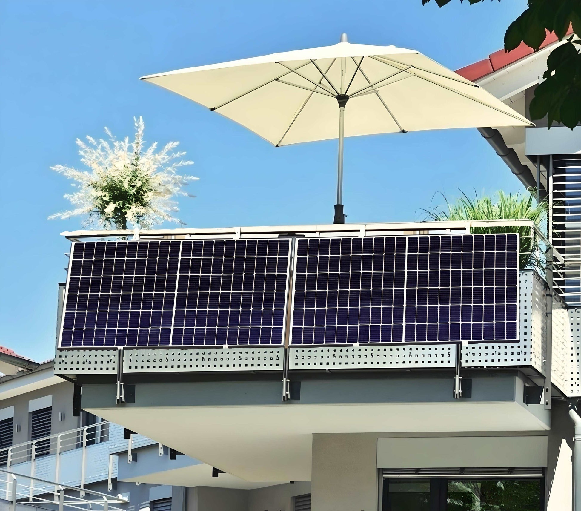 Kit Panouri Solare 750W la Priză - Balcon